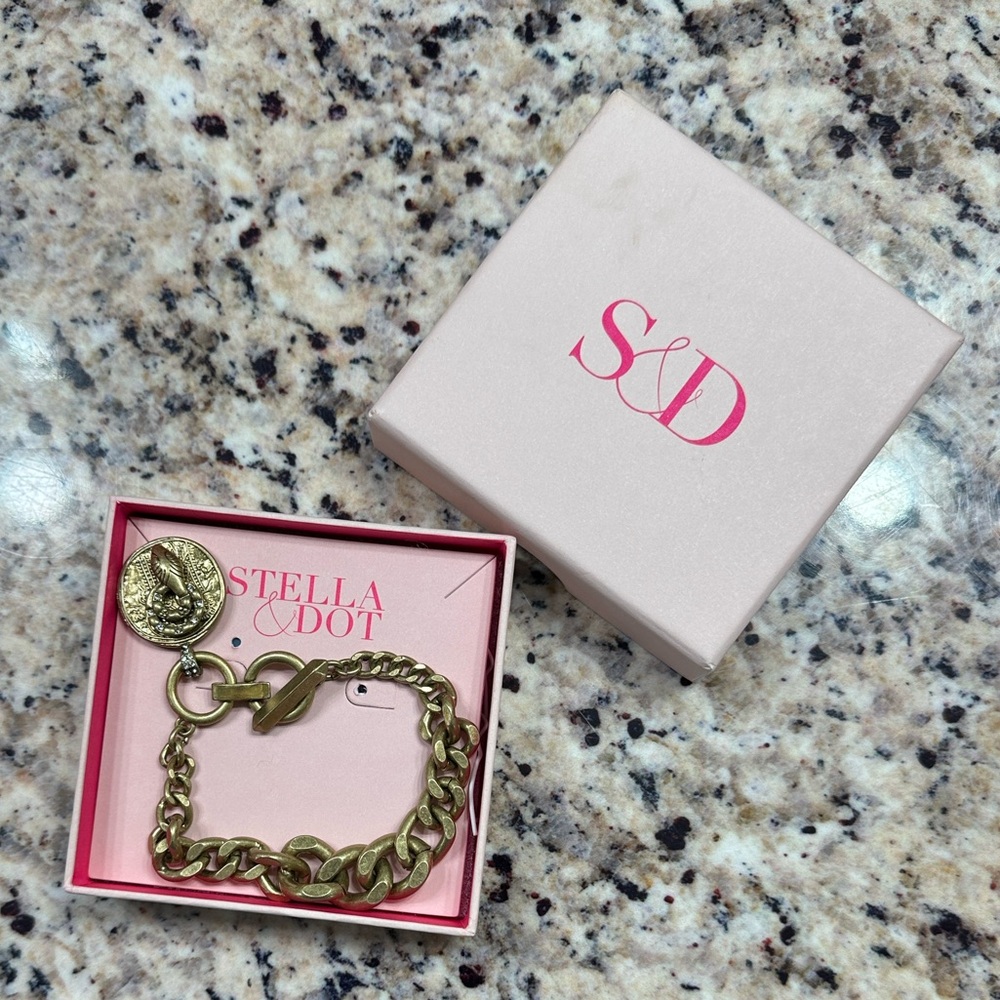 Stella & Dot Gold Heritage Coin Bracelet